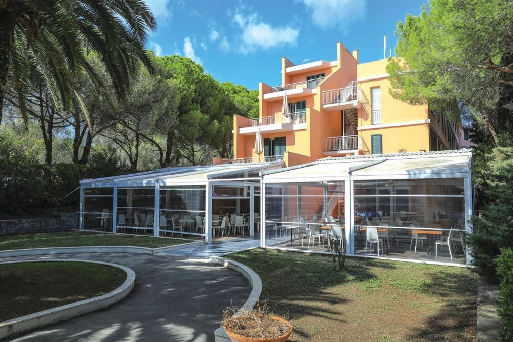 Uappala Lacona Garden & Marina